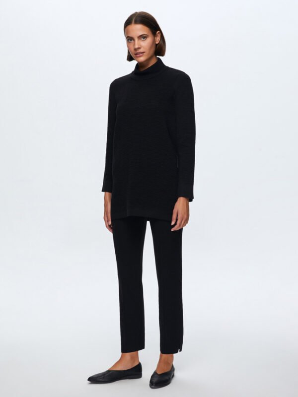 T24K-6013 /  Thick tunic with a V-neck / تونيك سميك برقبة على شكل حرف V