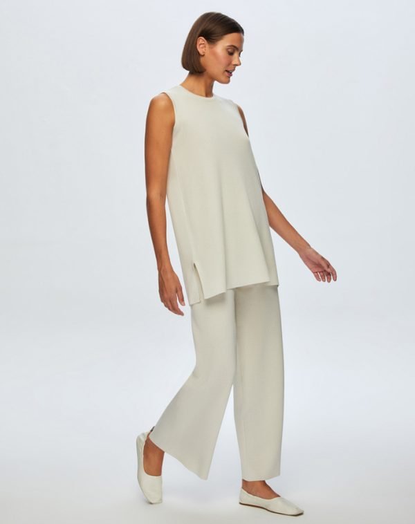 T24K-7001 / Wide Leg Knitwear Trousers / بنطلون تريكو واسع الساق - Image 10