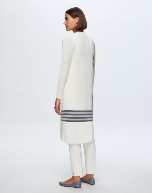 T24K-9000 / Side And Hem Striped Cardigan / سترة مخططة على الجانب والحاشية - Image 3