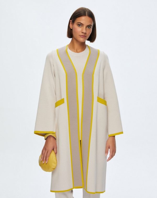 T24K-9002 / Clean Cut Knitwear Cardigan / سترة محبوكة نظيفة