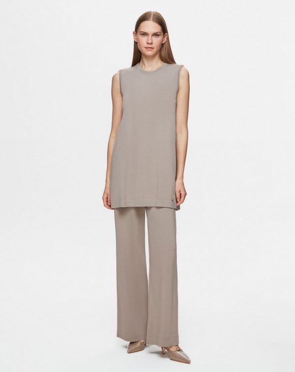 T25Y-6000 /  Basic Sleeveless Knitwear Tunic / سترة محبوكة أساسية بدون أكمام - Image 20