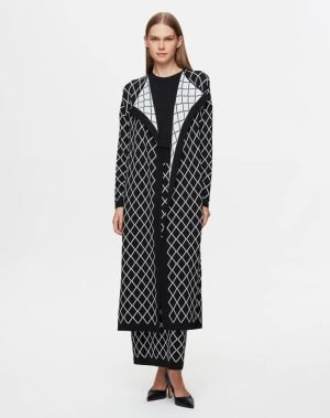 T25Y-9001/  Diamond Patterned Long Knitted Cardigan With Skirt Set  / طقم كارديجان طويل محبوك بنقشة ماسية مع تنورة