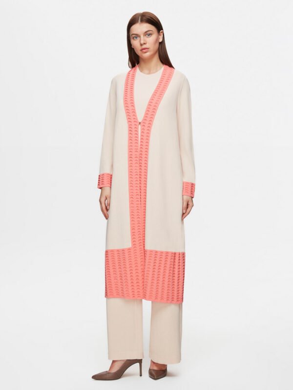 T25Y-9015/ Two Color Knitted Cardigan with Knitting Technique Set with Blouse / طقم كارديجان محبوك بلونين مع بلوزة بتقنية الحياكة