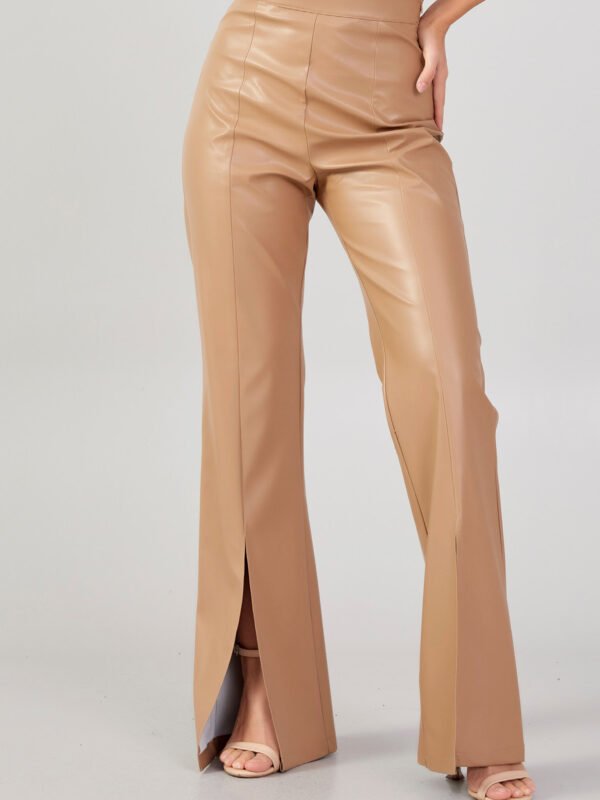 AIR8126 / Regular Fit Pants / السراويل ذات المقاس العادي