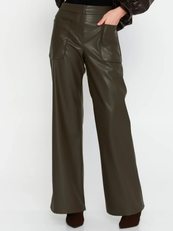 MIA25K5286 / Regular Fit Leather Pants / بنطال جلدي بقصة عادية