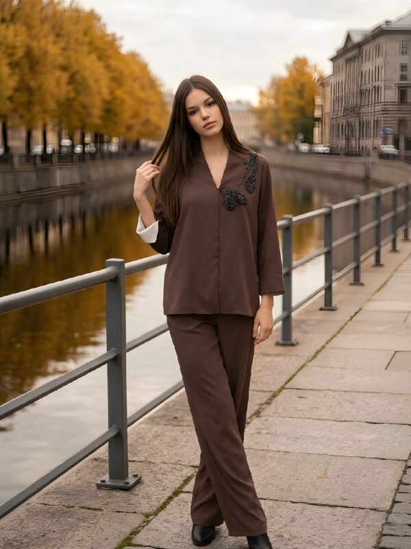 TKB-26119KAH / Elegant Blouse with a Pants Set / بلوزة أنيقة مع طقم بنطلون